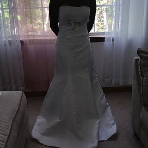 PC Mary’s Sample Wedding Dress